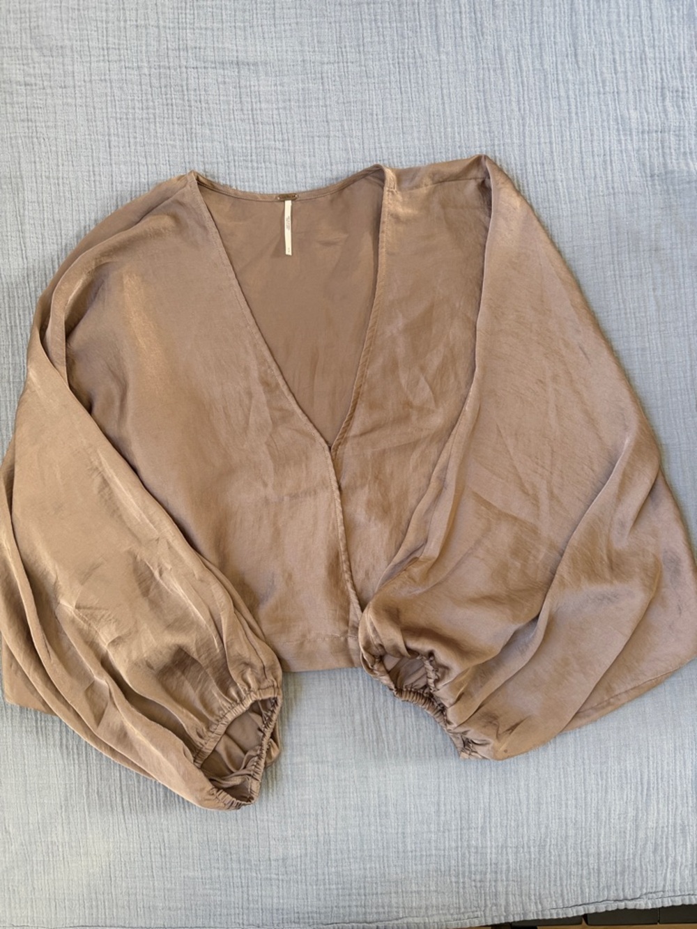 Free People Taupe V-Neck Blouse With Balloon Sleeve EUC